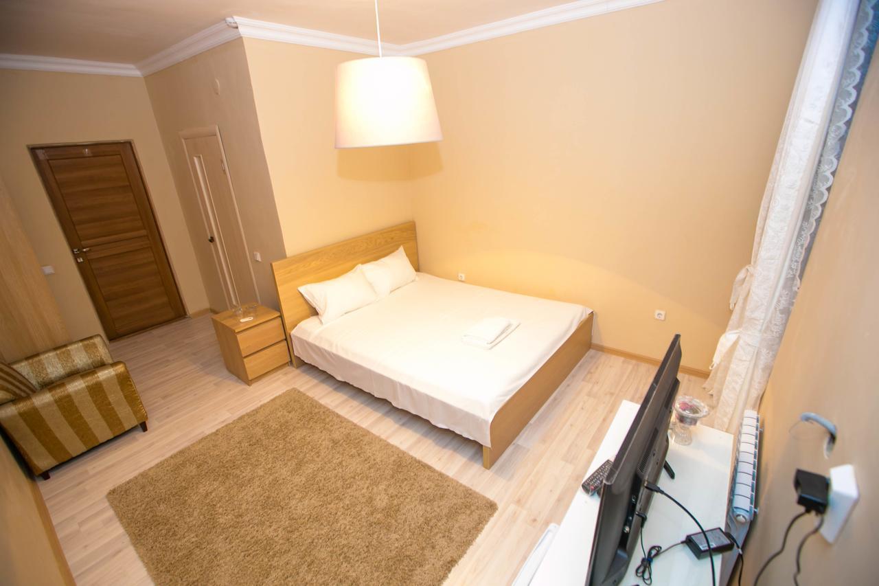 Hotel Jasmine Atyrau Exterior photo